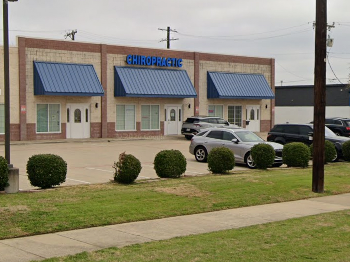 Smiley Chiropractic building exterior at 4431 W Walnut St, Garland, TX